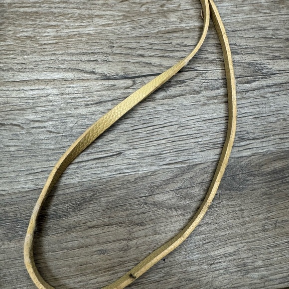 Beige Leather Crossbody Shoulder Bag - Picture 3 of 3